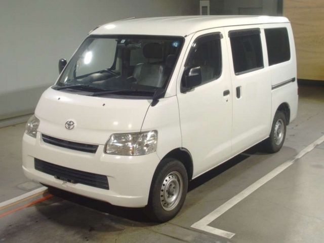 62072 Toyota Town ace van S402M 2018 г. (TAA Hiroshima)